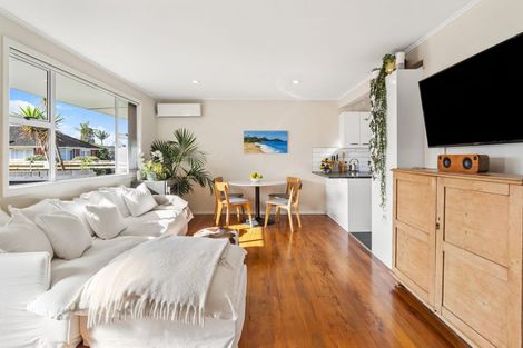 Photo of property in 1/53 Pakuranga Road, Pakuranga, Auckland, 2010