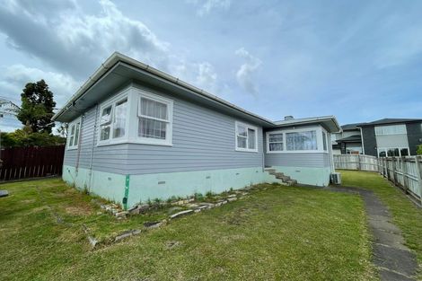 Photo of property in 8 Albert Road, Kelston, Auckland, 0602