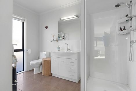 Photo of property in 6 Mountain View Road, Te Aroha, 3320