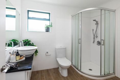 Photo of property in 25 Teal Close, Woolston, Christchurch, 8023