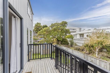 Photo of property in 77b Herald Street, Berhampore, Wellington, 6023