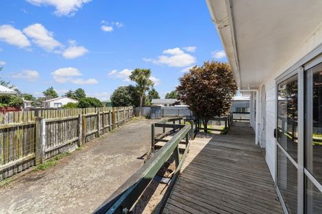 Photo of property in 27 Heather Street, Levin, 5510