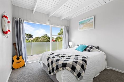 Photo of property in 19 Mckenzie Avenue, Arkles Bay, Whangaparaoa, 0932