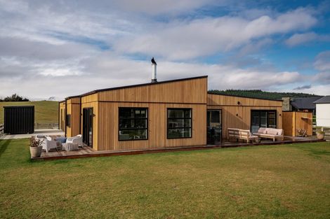 Photo of property in 9 Bull Ridge, Wanaka, 9305