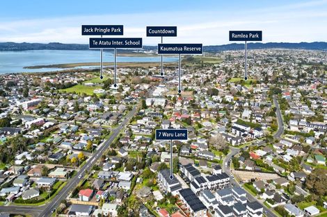 Photo of property in 7 Waru Lane, Te Atatu Peninsula, Auckland, 0610