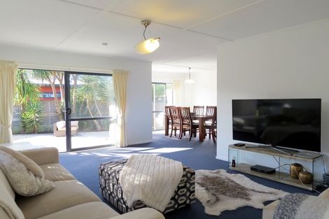 Photo of property in 70 Mary-ellen Place, Coromandel, 3506
