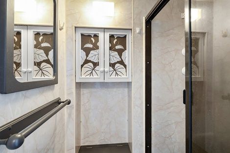 Photo of property in 18 Mount View Place, Spotswood, New Plymouth, 4310