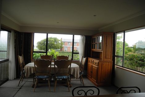 Photo of property in 12 Timaru Road, Waimate, 7924