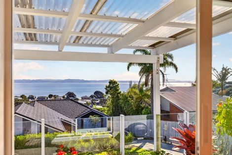 Photo of property in 954 Whangaparaoa Road, Manly, Whangaparaoa, 0930