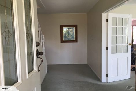 Photo of property in 16 Oliver Twist Avenue, Mellons Bay, Auckland, 2014