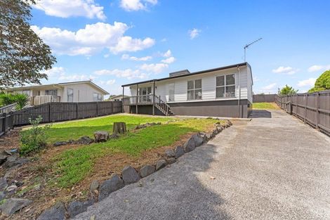 Photo of property in 7 Aden Place, Clendon Park, Auckland, 2103