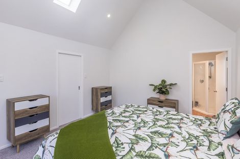 Photo of property in 28 Kaka Road, Raumati Beach, Paraparaumu, 5032