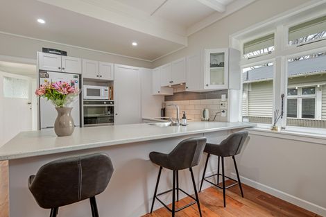 Photo of property in 58 Stanley Avenue, Palmerston North, 4414