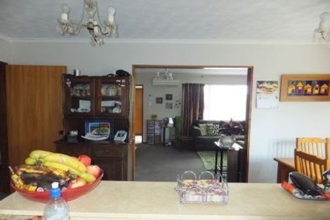 Photo of property in 11 Oakley Crescent, Hornby, Christchurch, 8042