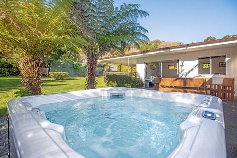 Photo of property in 53 Seddon Crescent, Whataupoko, Gisborne, 4010