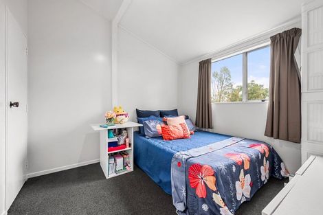 Photo of property in 2/264 Grounsell Crescent, Belmont, Lower Hutt, 5010