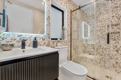 Photo of property in 56 Mckean Avenue, Manurewa, Auckland, 2102