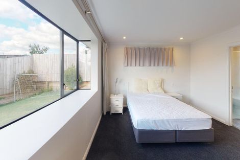 Photo of property in 8 Silicon Way, Fitzherbert, Palmerston North, 4410