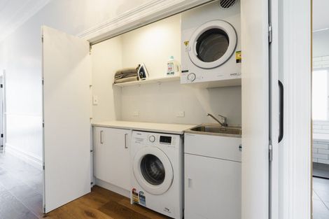 Photo of property in 149 Highgate, Roslyn, Dunedin, 9010