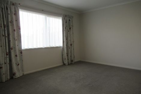 Photo of property in Trackside Villas, 91/2 Mako Mako Road, Levin, 5510