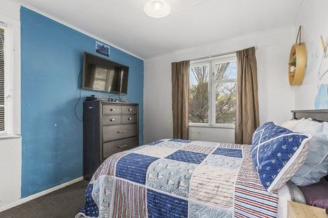 Photo of property in 69 Warspite Avenue, Cannons Creek, Porirua, 5024