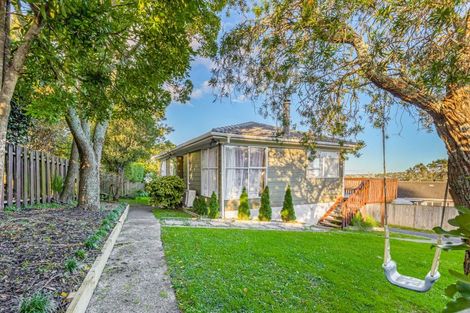 Photo of property in 14 Kemp Road, Massey, Auckland, 0614