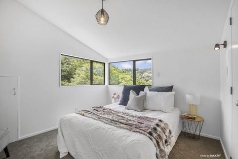 Photo of property in 48 Percy Dyett Drive, Karori, Wellington, 6012