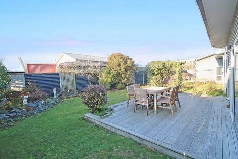 Photo of property in 14 Brompton Close, Richmond Heights, Taupo, 3330