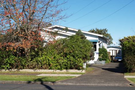 Photo of property in 14 Walter Street, Mangere East, Auckland, 2024