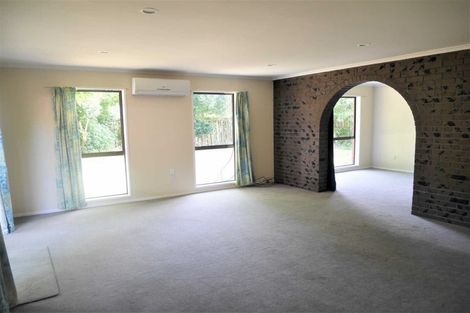 Photo of property in 16 Siska Place, Upper Riccarton, Christchurch, 8041