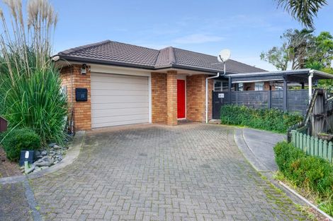 Photo of property in 12 Emmerdale Avenue, Papakura, 2110