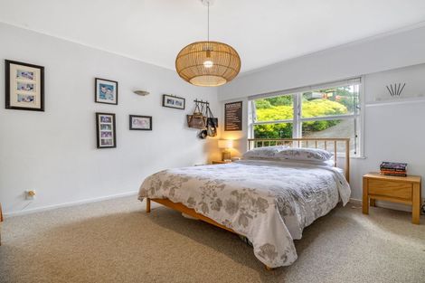 Photo of property in 13 Hartles Place, Mellons Bay, Auckland, 2014