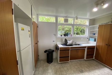 Photo of property in 2/4 Baroda Street, Khandallah, Wellington, 6035