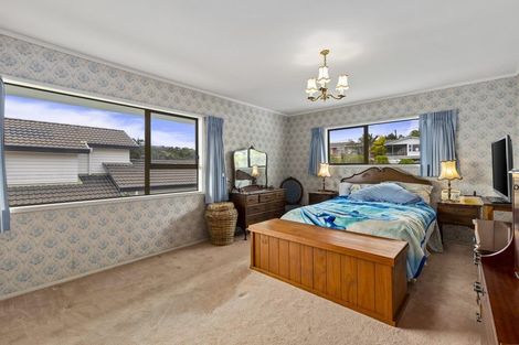 Photo of property in 4 De Luen Avenue, Tindalls Beach, Whangaparaoa, 0930