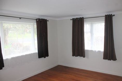 Photo of property in 19a Newington Road, Henderson, Auckland, 0612