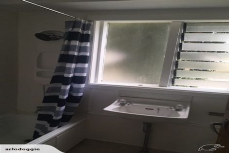 Photo of property in 3/131 Glenmore Street, Kelburn, Wellington, 6012