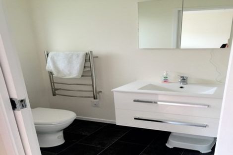 Photo of property in 10 Halswater Drive, Churton Park, Wellington, 6037