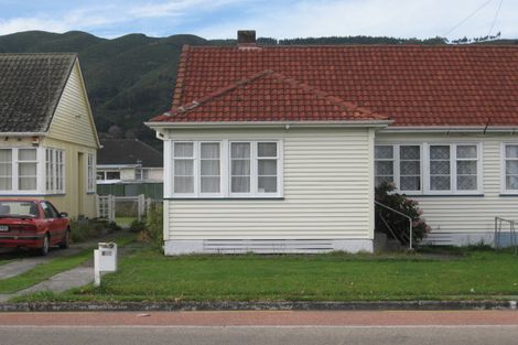 Photo of property in 208 Naenae Road, Naenae, Lower Hutt, 5011