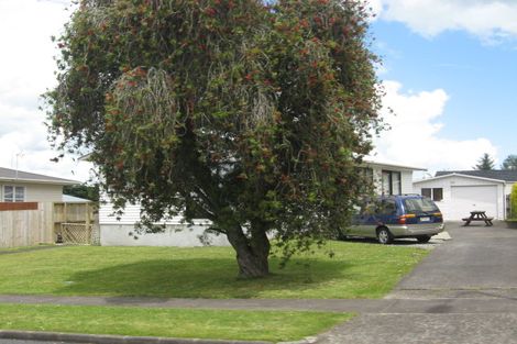 Photo of property in 128 Rowandale Avenue, Manurewa, Auckland, 2102