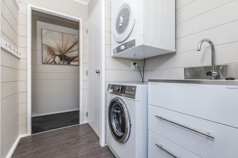 Photo of property in 107 Gillespies Road, Birchville, Upper Hutt, 5018