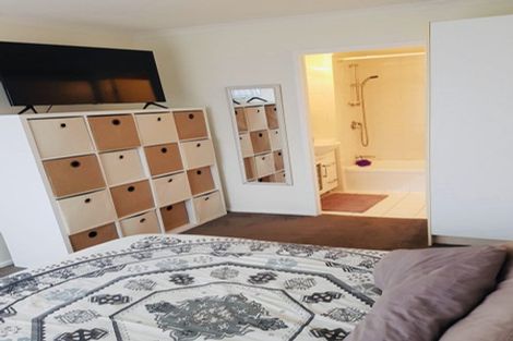 Photo of property in The Rennaissance, 7i/18 Ronwood Avenue, Manukau, Auckland, 2104