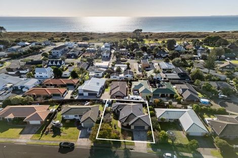 Photo of property in 7 Webb Place, Papamoa Beach, Papamoa, 3118