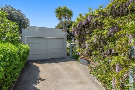 Photo of property in 5 Marina Grove, Hutt Central, Lower Hutt, 5010