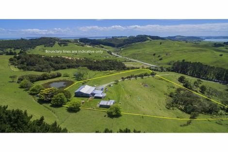 Photo of property in 1093 Run Road, Tapora, Wellsford, 0977