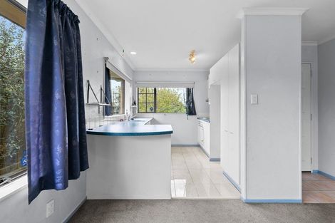Photo of property in 21 Sandwick Drive, Weymouth, Auckland, 2103