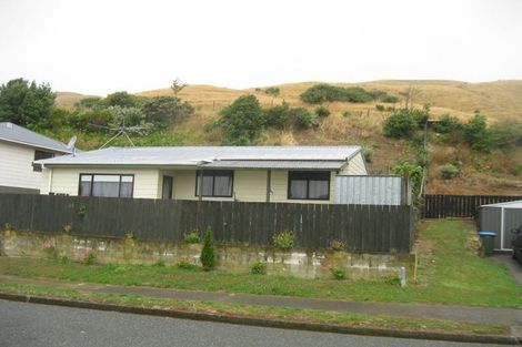 Photo of property in 17 Marne Grove, Waitangirua, Porirua, 5024
