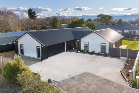 Photo of property in 17c Madison Street, Carterton, 5713