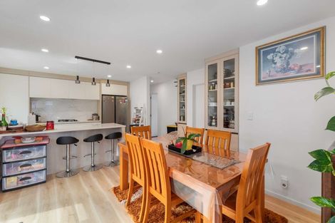 Photo of property in 6 Grandifolia Road, Takanini, 2110