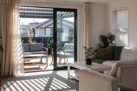 Photo of property in 55 Hills View Drive, Papamoa, 3118