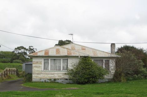 Photo of property in 1 Nelson Street, Waitara, 4320